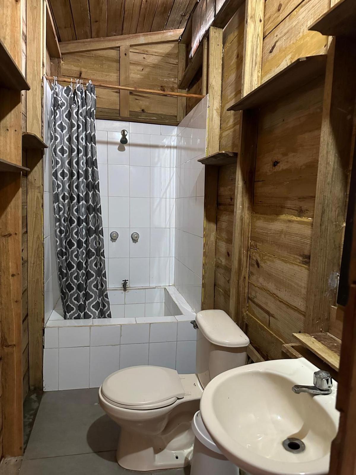 Roatan Bed & Breakfast Apartments West End Eksteriør bilde